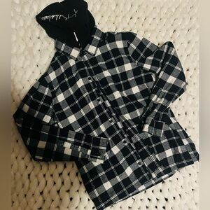 Hollister Black and White Checkered Shirt with hood